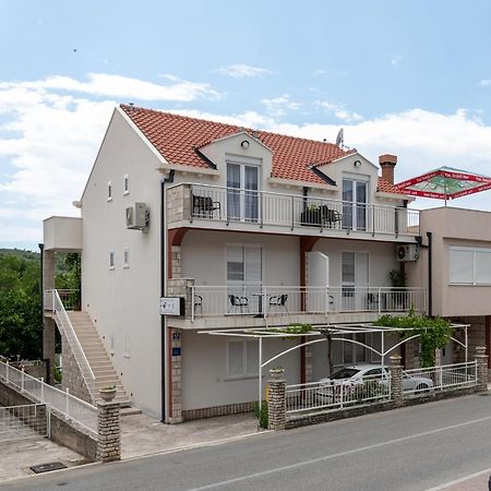 Studio Apartment Boksic Млини Экстерьер фото