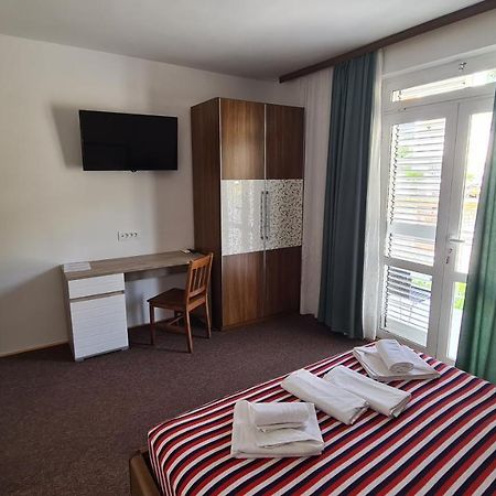 Studio Apartment Boksic Млини Экстерьер фото