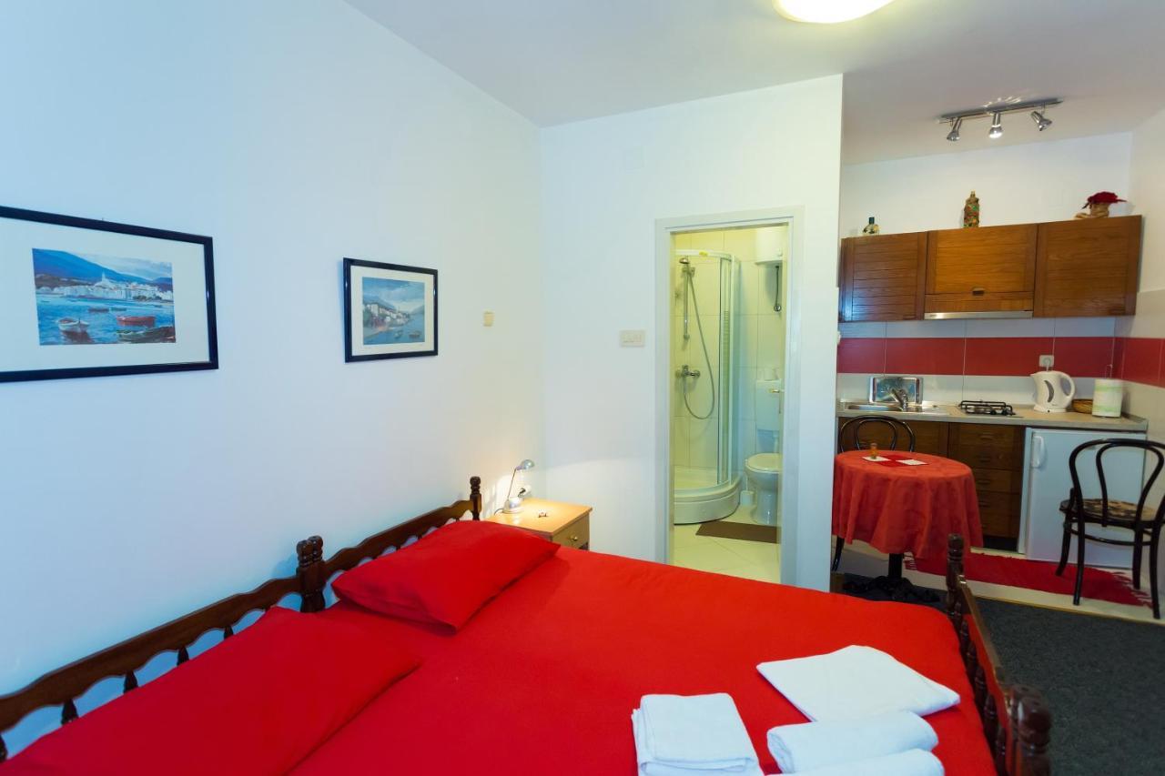 Studio Apartment Boksic Млини Экстерьер фото