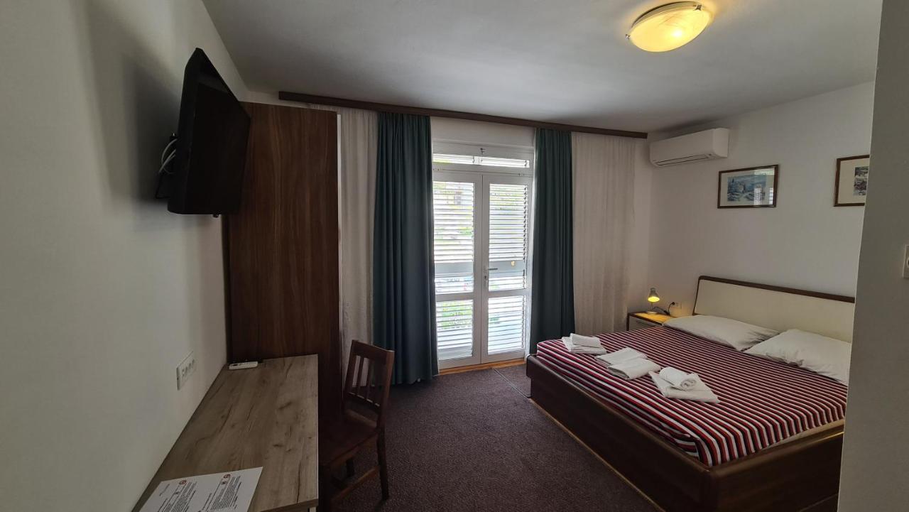 Studio Apartment Boksic Млини Экстерьер фото